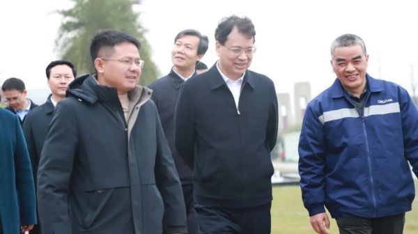 成績(jī)突飛猛進(jìn) | 時(shí)隔兩年，貴州省副省長(zhǎng)郭錫文再訪中偉